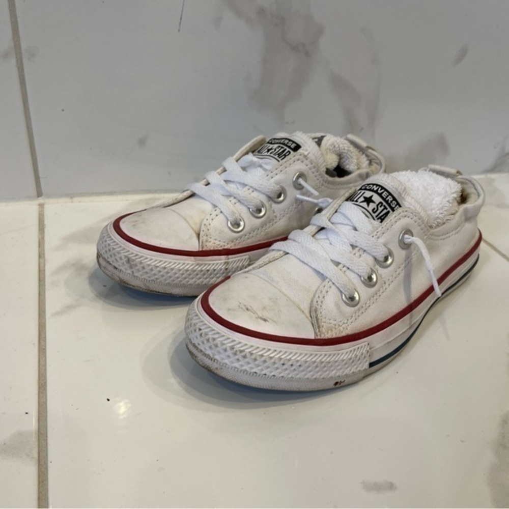 All Star Converse | Chuck Taylor Shoreline Classic Slip On White Sneakers - Picture 17 of 17